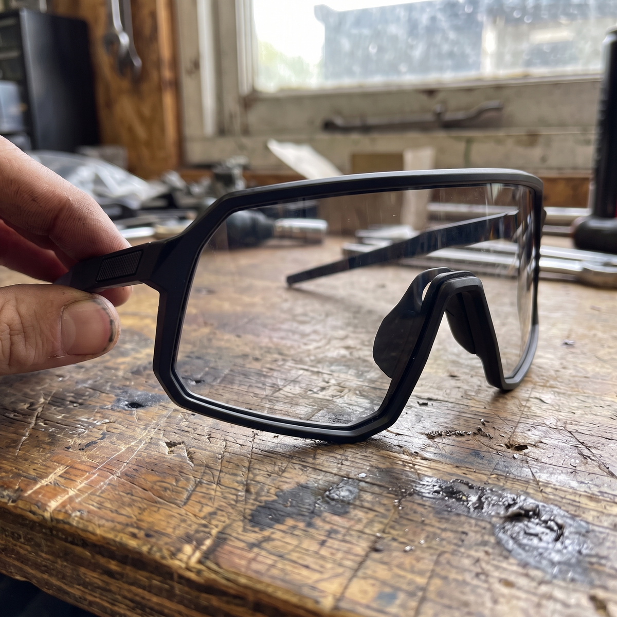 [en] SunFlex outdoor glasses close-up